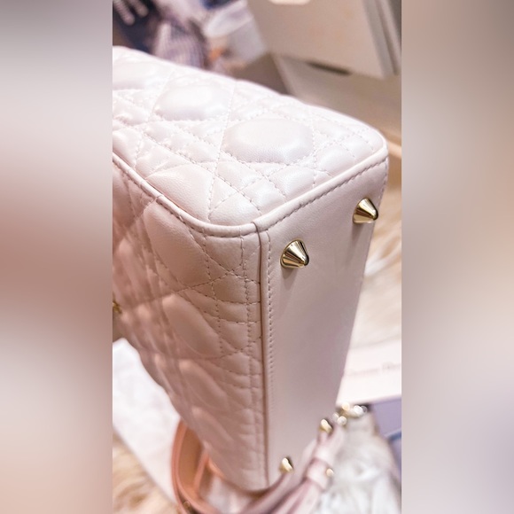 SOLD 💯 Authentic Lambskin Cannage Lady Dior Small Light Pink - Picture 6 of 10
